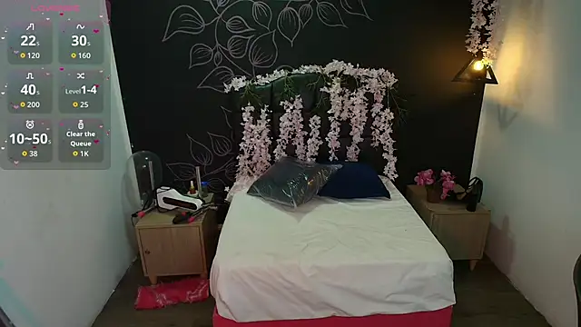 AriannaFox  online show from November 12, 12:25 pm