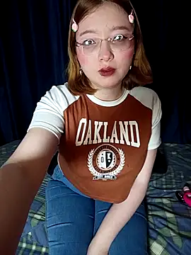 Michi sauria1 online show from December 18, 7:24 am