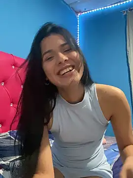 Chiquinquira3 online show from February 6, 3:32 am