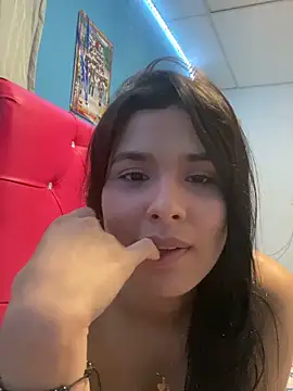 Chiquinquira3 online show from June 22, 4:53 am