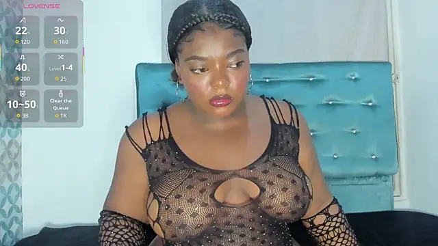 Tamaramilleer online show from November 27, 3:04 pm