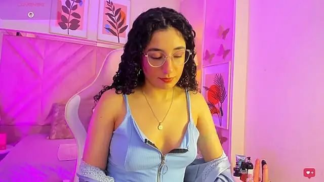 DemiJones  online show from December 23, 4:49 am