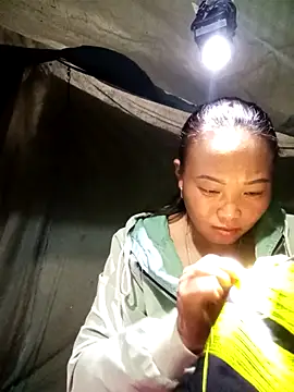 susunini online show from November 12, 3:04 am