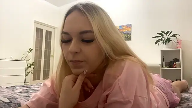 GingerMikos online show from November 22, 3:15 pm