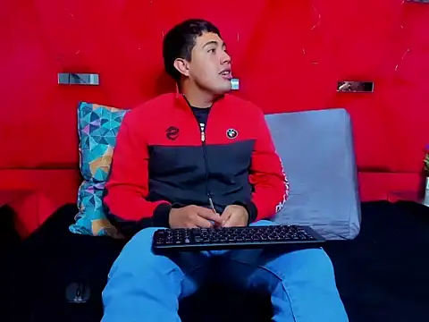 Emmaanddarling online show from November 25, 3:47 pm