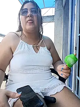  mari lunna  online show from November 25, 6:20 pm