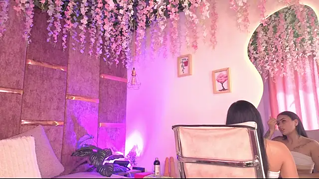 AuroraLanee  online show from November 26, 7:48 pm