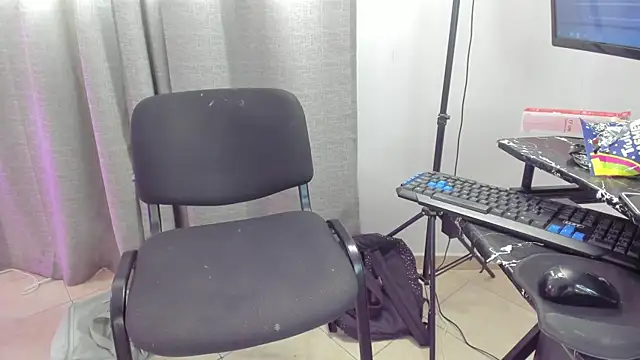 twerkgirl-coral online show from November 24, 10:12 pm