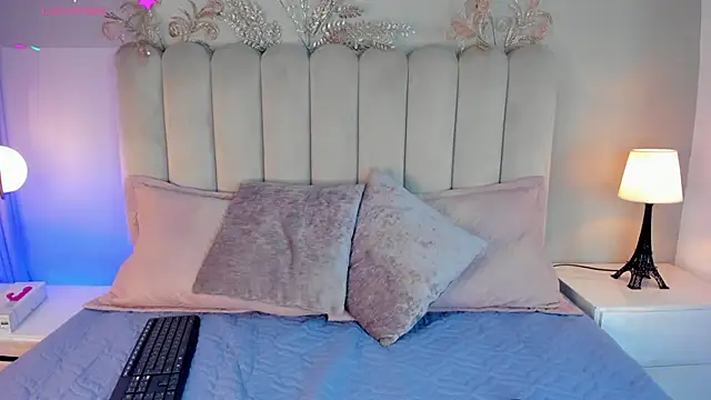 AbbyGils 21 online show from November 27, 1:36 pm