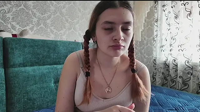 SweetLiaison online show from March 7, 1:40 pm