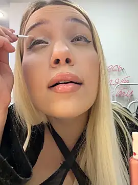 KilianaNoir online show from February 16, 7:52 am