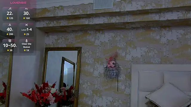 NicoleSmyth online show from November 19, 7:58 pm