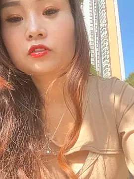 luna-sisi online show from November 27, 3:31 am