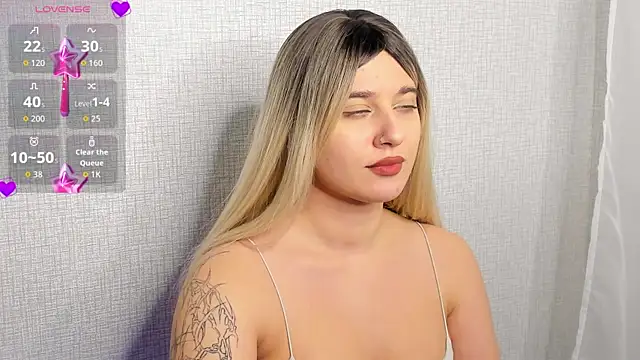 Cherry B1isss online show from December 3, 1:13 pm