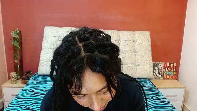 Becky Hustonn online show from November 20, 8:21 pm