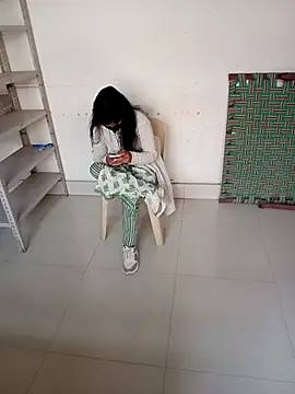 Sunita-collage online show from November 21, 6:26 am