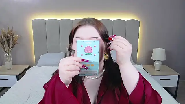 EvaNova  online show from March 15, 11:01 am