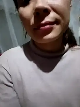 Lyla john online show from January 11, 11:04 am