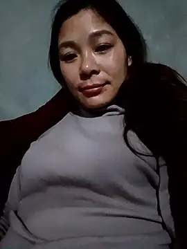 Lyla john online show from January 15, 1:50 pm