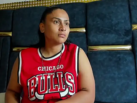 alessiaandscarlet online show from November 24, 12:07 pm