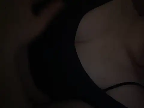 caicaibb online show from November 15, 3:13 pm