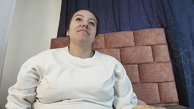 Sofi-Brown online show from November 26, 2:29 pm