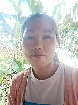 blonde blg online show from November 9, 9:16 am