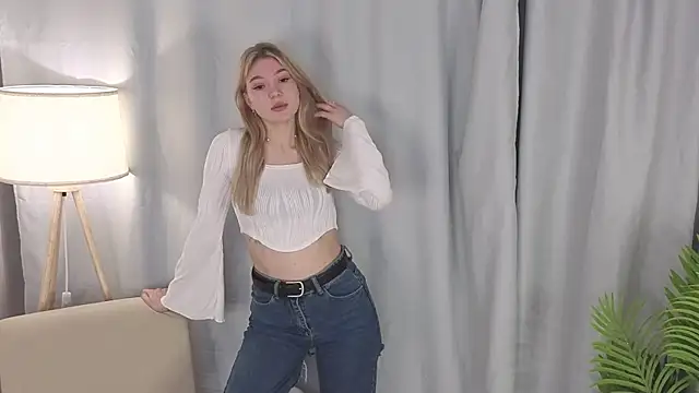 ToyaBosques online show from November 17, 3:29 am