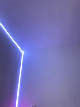 charlo-hot online show from November 30, 7:23 am