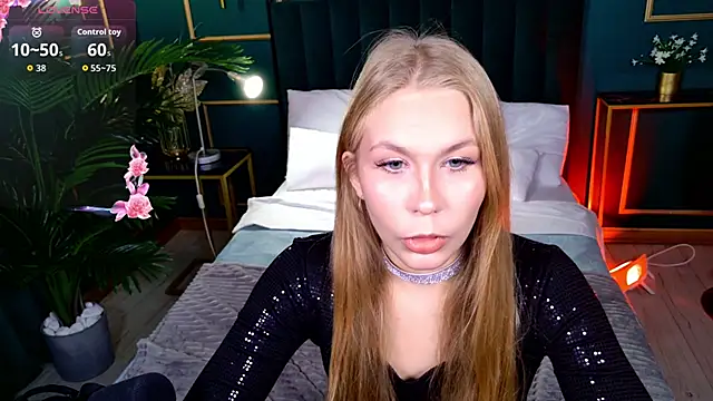 Rosa Evans online show from November 19, 5:46 pm