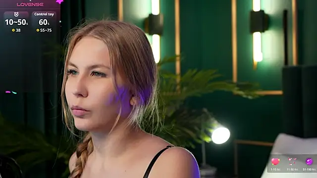 Rosa Evans online show from November 29, 4:33 pm