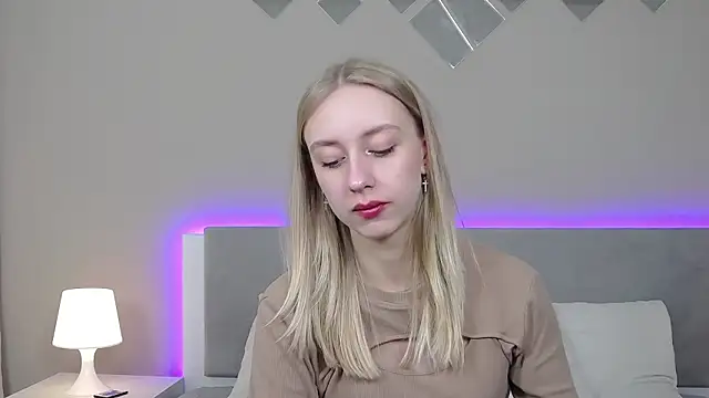 RachaelCute online show from March 5, 11:50 am