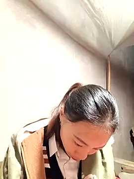 -Chua-90 online show from November 26, 10:44 pm