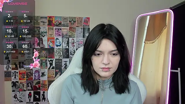 EmmaDarkk online show from November 18, 7:53 am