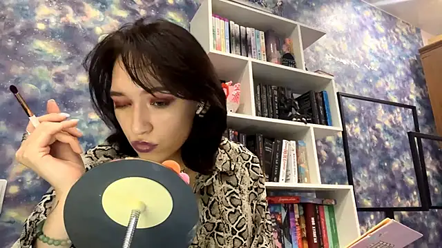 JamieRosten online show from November 18, 12:06 pm