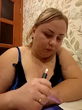 Moumy girl online show from November 24, 5:48 pm