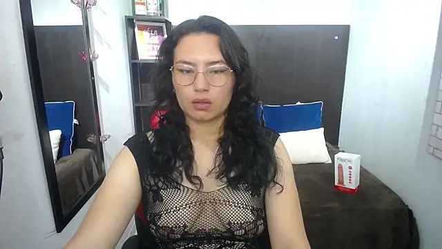 koral purple online show from November 25, 1:46 pm