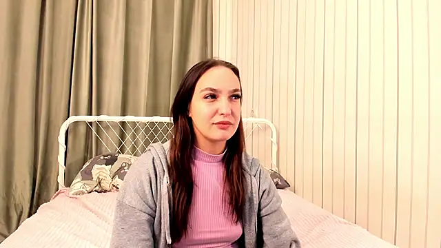 MishaHolme online show from November 18, 8:10 pm