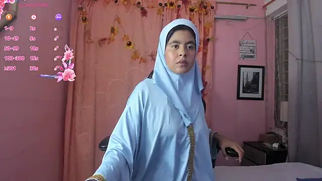 NaylaAbadi online show from February 24, 12:26 pm