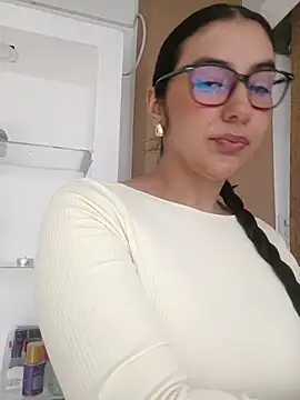 ViolettaWalton1 online show from August 8, 2:14 pm