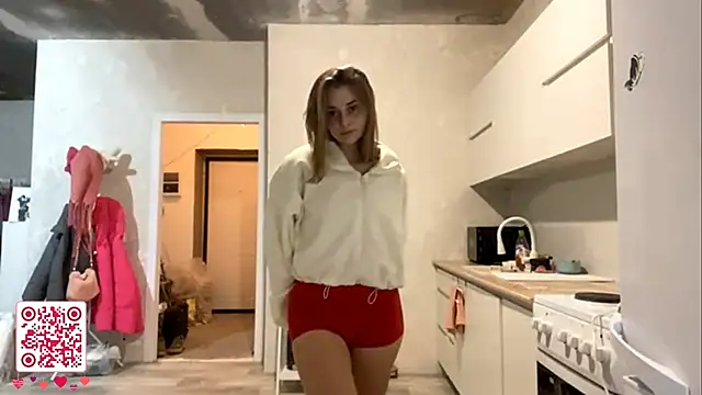 GeralynChiszar online show from November 27, 8:23 pm