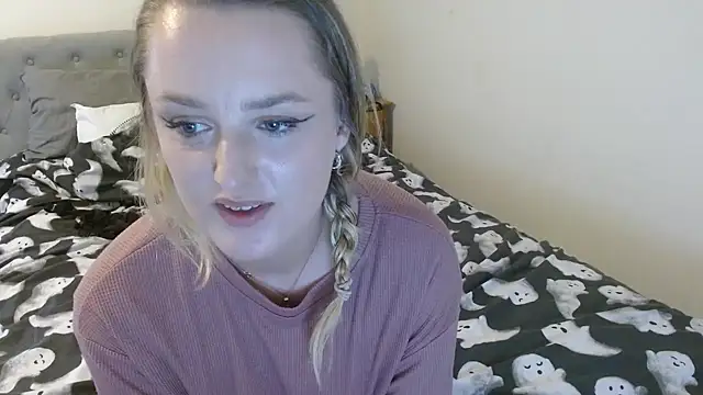 Tatted emi online show from March 16, 1:37 pm