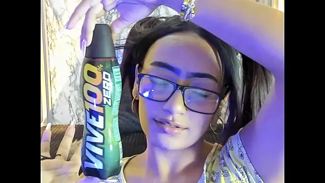 Valkyfoxxx online show from November 22, 3:20 am