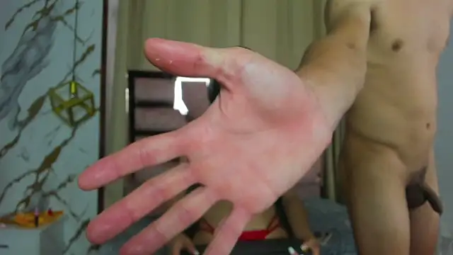 Antonella And Thiago online show from March 30, 2:05 pm