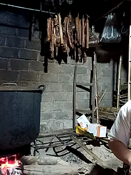 girl-hot2x online show from February 25, 12:26 pm