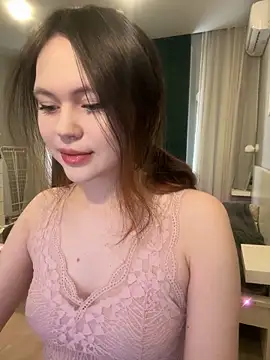 cuddlymisa online show from December 18, 7:57 am