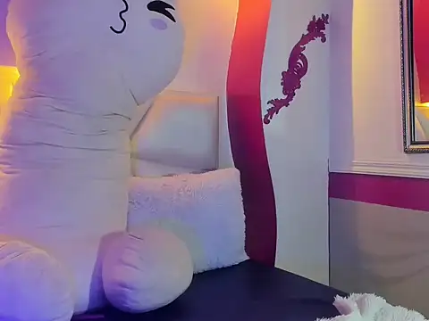 dulce gray online show from November 13, 1:54 pm