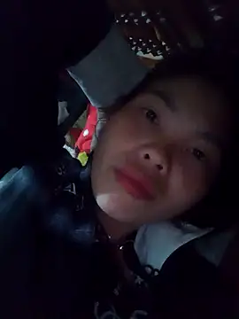 chim-yen online show from November 15, 1:45 pm