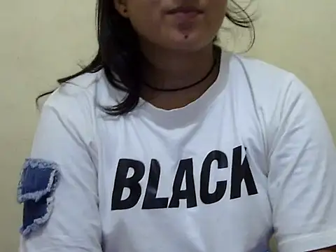 Anika Singh online show from May 26, 4:17 pm