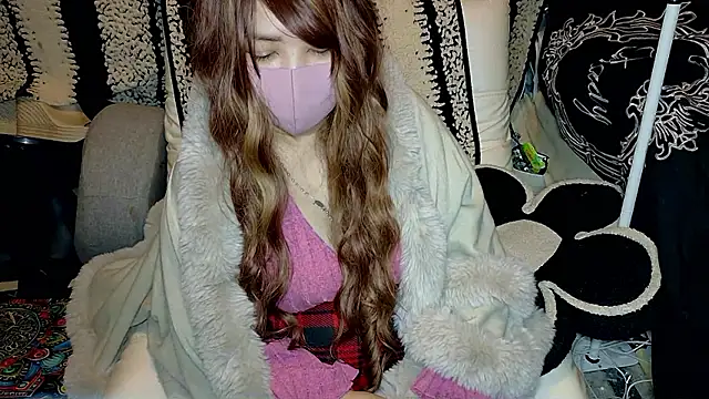 oxLILxMELOxo online show from December 2, 12:18 pm